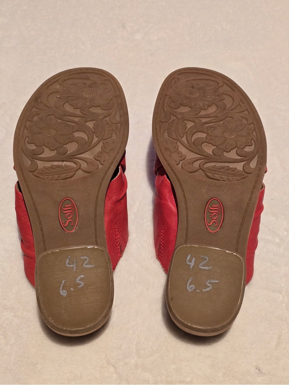 Sofft Red Leather Crisscross Slide Sandals- Fallon Size 6.5 NWOB - Picture 5 of 6